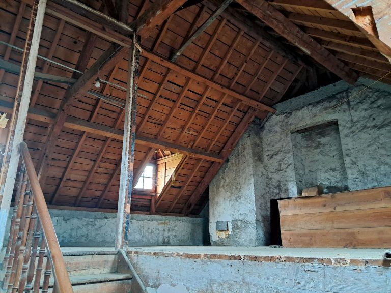 P16 Futur studio de 39m² a un loyer abordable denviron 250E par mois loyer a confirmer